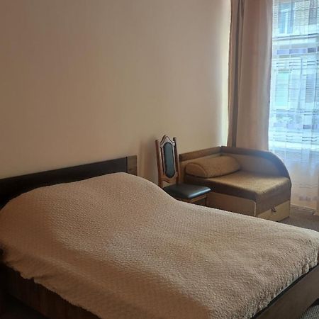 Apartment On Sheptytskyh 27 Lviv Kültér fotó